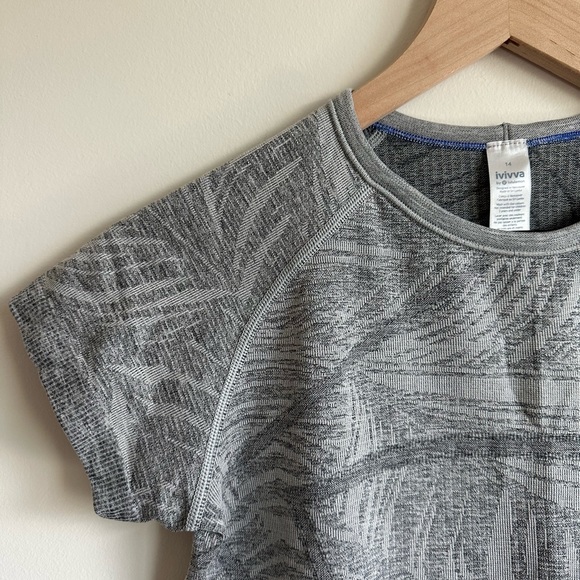 Lululemon Kids Ivivva Shirt 14 - Picture 2 of 4